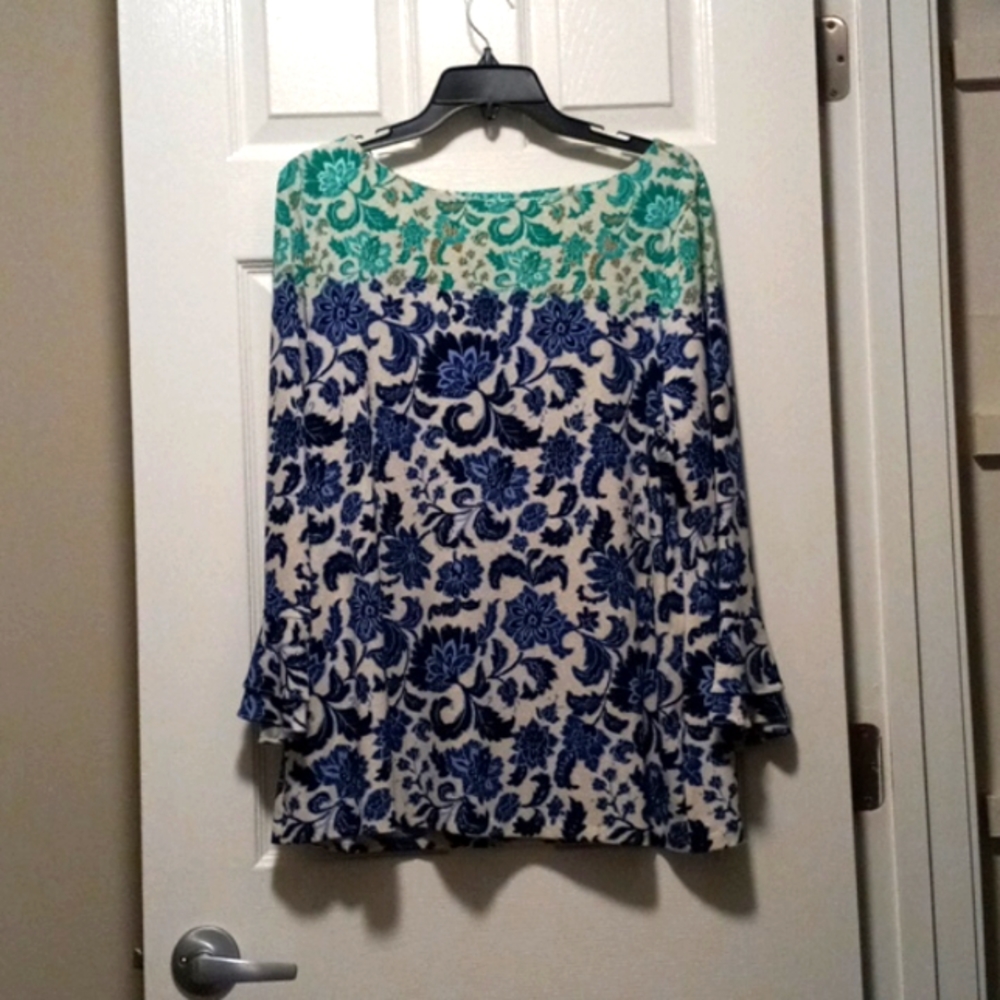 Womens long sleeve blouse Xl